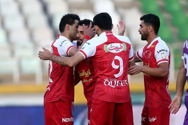 هوادار 0 - پرسپولیس 2/ عیسی صدرنشینی را برای پرسپولیس رقم زد