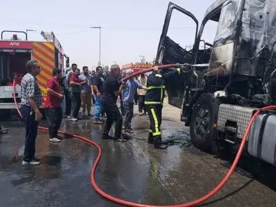 اطفای به موقع حریق تانکر سوخت در شوش مانع انفجار آن شد