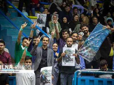جشن پیروزی هواداران دکتر مسعود پزشکیان در قزوین