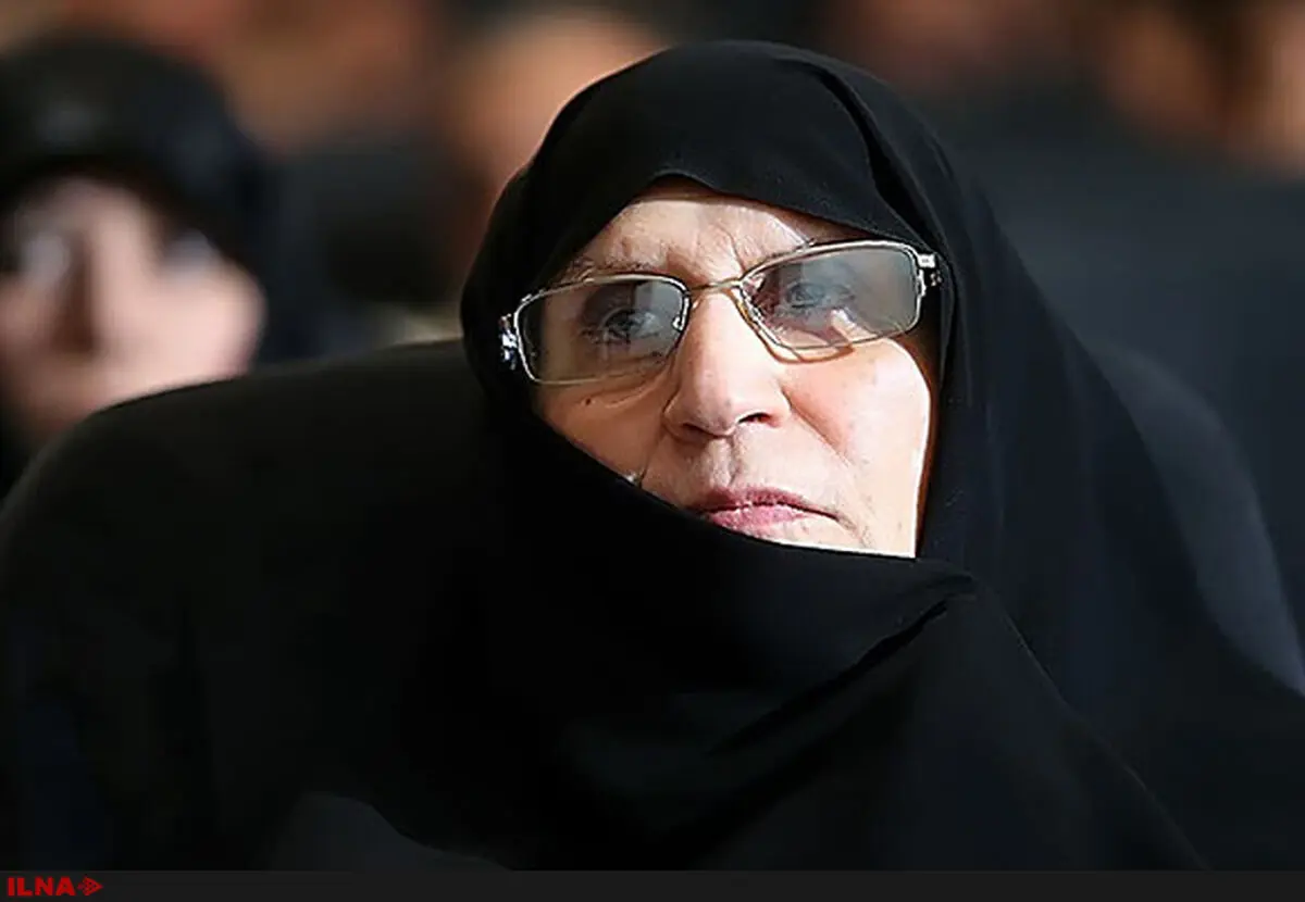 دختر امام(ره) درگذشت پدر سردار سلیمانی را تسلیت گفت