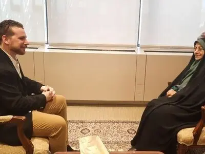 پاسخ خزعلی به سوال نشریه آمریکایی درباره امکان رئیس جمهور شدن زنان در ایران
