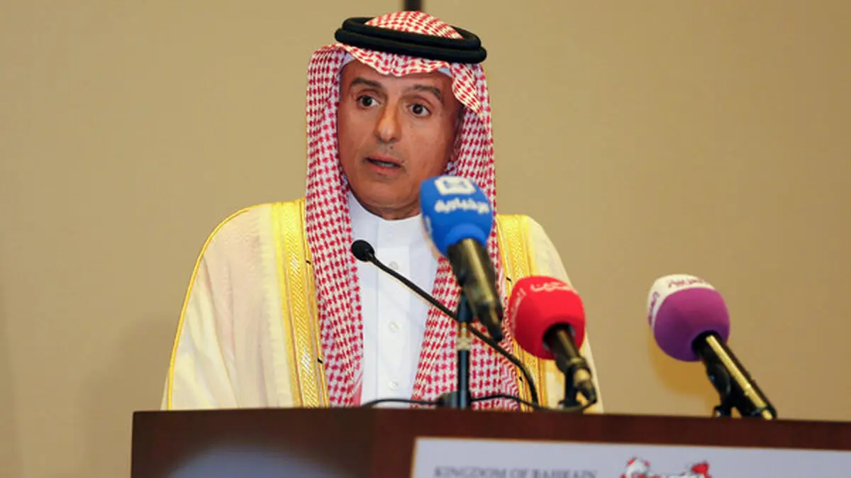 الجبیر: درخواست قطر برای سیاسی کردن حج اعلام جنگ به عربستان است