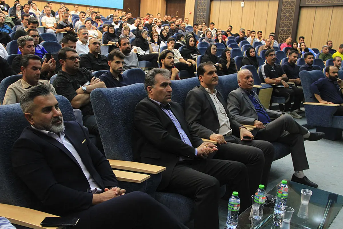 برگزاری دو کارگاه آموزشی مراقبت از کودکان در فوتبال و پرسونال برندینگ مربیان در شیراز