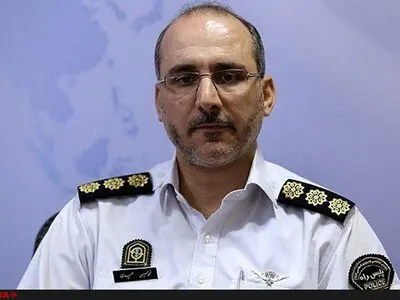 کمبود اتوبوس برای جابجایی زائران در مهران/ ترافیک مهران روان است 