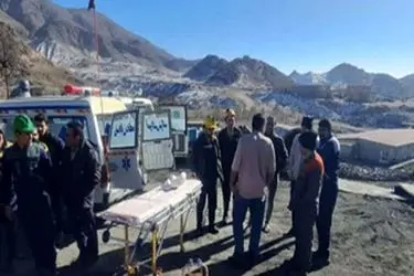 پایان عملیات امداد و نجات معدن کوشک بافق/ حادثه فوتی نداشت/ دو مصدوم به بیمارستان اعزام شدند