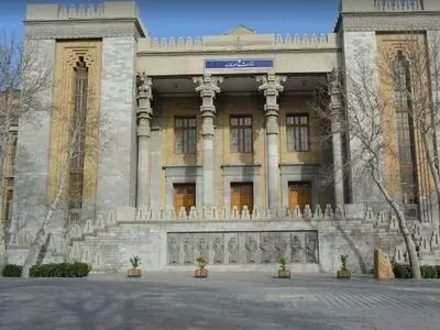 Iran imposes sanctions on 14 US individuals, entities