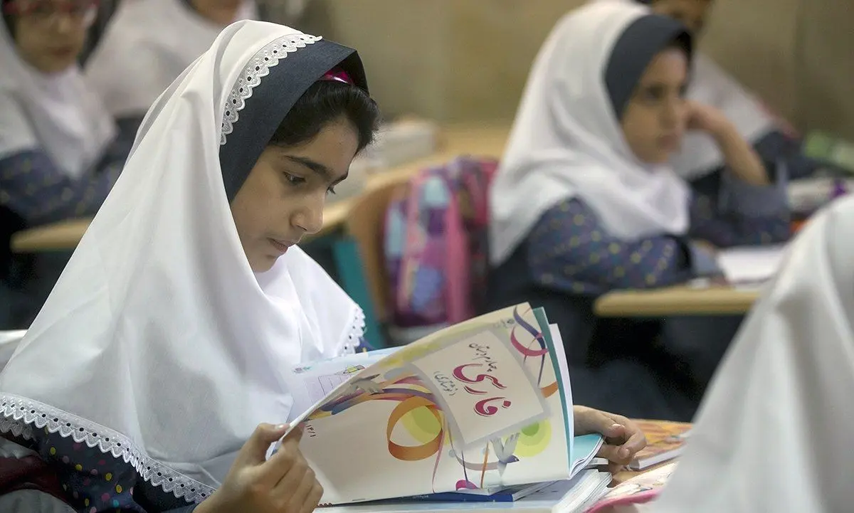 ۸۸ درصد دانش آموزان موفق به ثبت سفارش کتب درسی در کهگیلویه و بویر احمد شدند/۹۰۰۰ دانش آموز سفارش کتاب ندادند