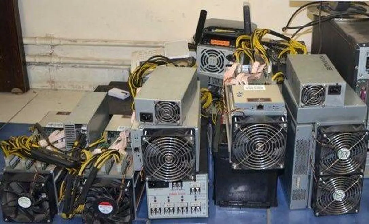 کشف ۸ دستگاه ماینر به همراه ۴ دستگاه سانتیفیوژ در کلاچای