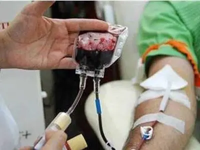 انتقاد از پولی شدن داروهای رایگان تالاسمی/ افزایش ۴ برابری قیمت داروها/ تالاسمی‌ها در مصاحبه‌ استخدامی رد می‌شوند/بیماران خاص سهمی از سبد کالای حمایتی ندارند