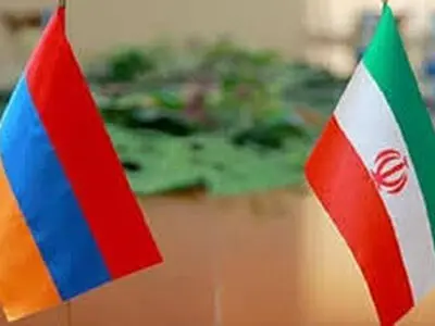 به دلیل برودت هوا عبور و مرور از مسیر زمینی ایران به ارمنستان مختل شده است
