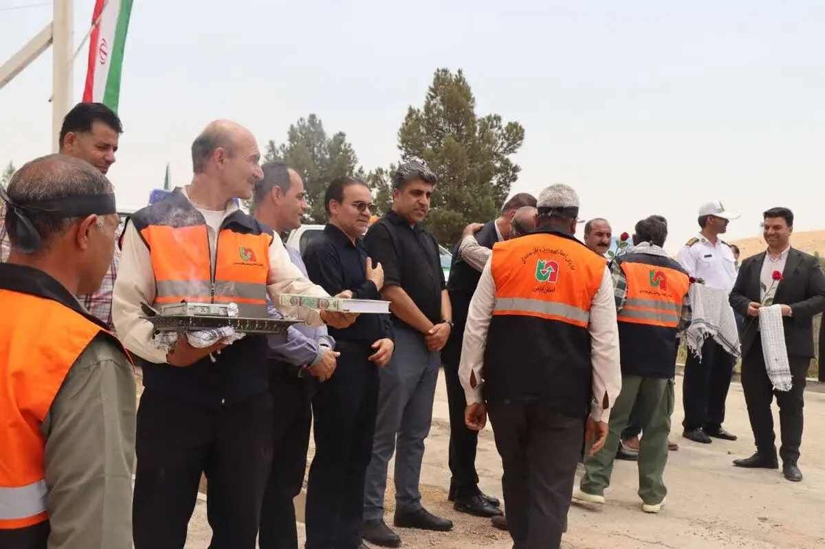 بسیج امکانات راهداری فارس برای خدمت‌رسانی به زائران اربعین در مرز مهران