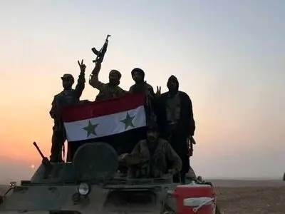 پرچم سوریه بر فراز شهرک «جباثا الخشب» برافراشته شد