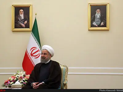 کشورهای مستقل باید در کنار یکدیگر باشند