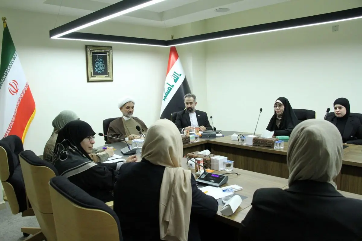 بانوان کرد فیلی عراق به ایران سفر میکنند