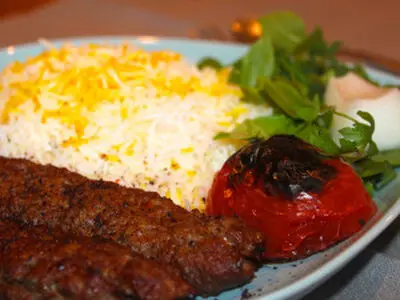 دلیل پزشکی خوردن کباب همراه سماق