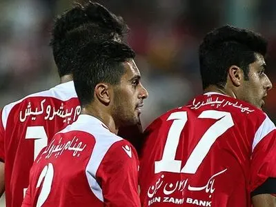 اعلام شماره پیراهن‌ بازیکنان پرسپولیس/ 77 و 88 برای مسلمان و صادقی