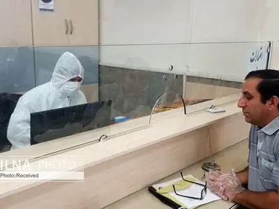 کلاه گشاد بانک‌ها بر سر هزاران کارگر شرکتی/ ارزان فروختن کارگران به پیمانکاران نظام مالی/ «تبدیل وضعیت» همین امروز ضروری است