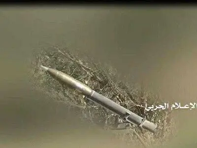 شلیک ۴ موشک انصارالله به تجمعات ائتلاف متجاوز در منطقه «العسیر»