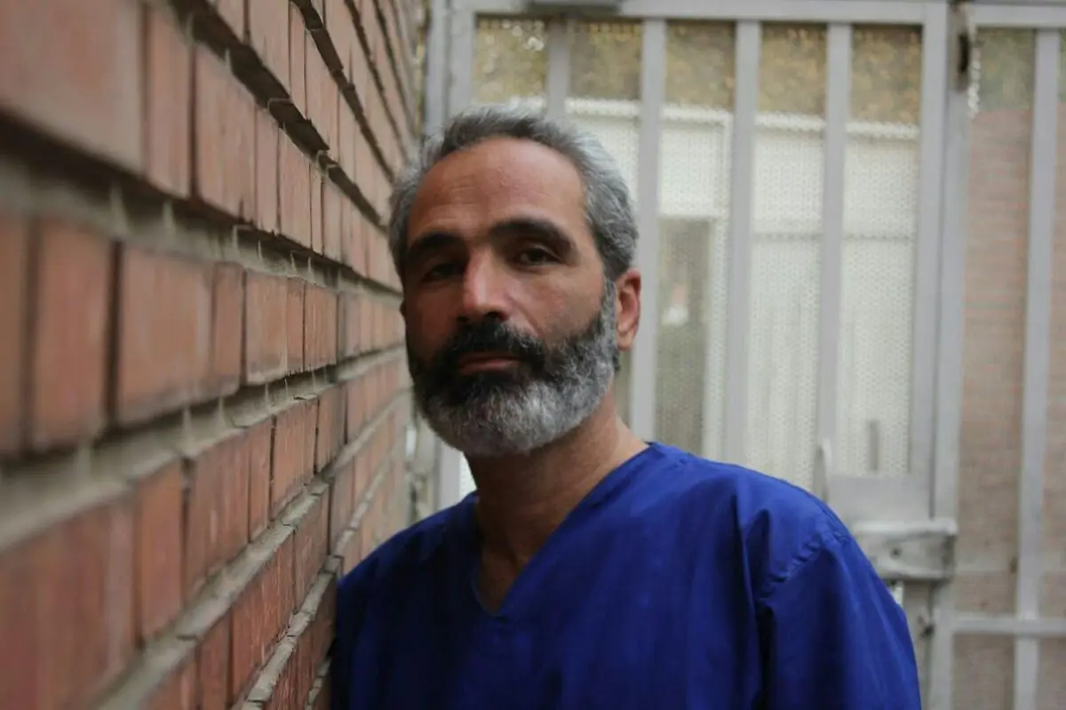 سرهنگ قلابی دستگیر شد/ مالباختگان با شناسایی تصویر به اداره پنجم پلیس آگاهی مراجعه کنند