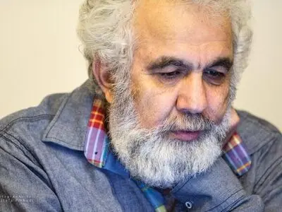 علیرضا کوشک جلالى با نمایش فرانسوى «نام: آدولف... چى؟!» در راه ایرانشهر