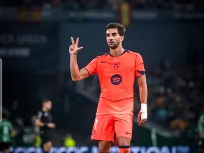 کامبک جانانه بارسلونا مقابل بتیس در شب هتریک تورس