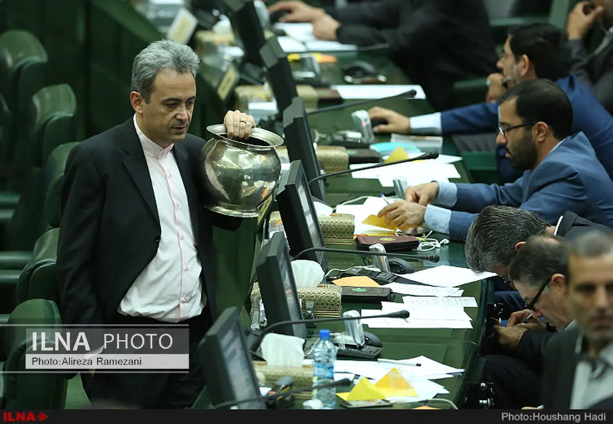 صادقی و ساداتی‌نژاد ناظر مجلس در شورای سنجش و پذیرش دانشجو در دوره‌ تحصیلات تکمیلی شدند