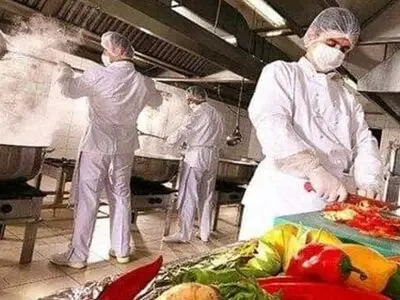 نگرانی از افزایش بیکاری در مشاغل خدماتی و خانگی به دلیل گرانی‌