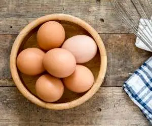 راه تشخیص تخم مرغ تازه از کهنه
