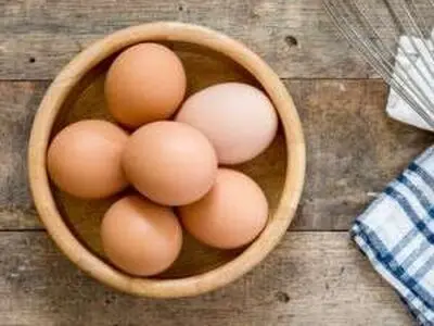 راه تشخیص تخم مرغ تازه از کهنه