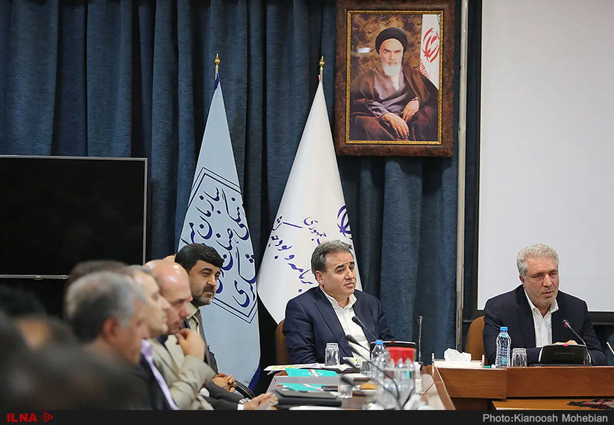 نوبخت: اقتصاد ایران از کانادا و عربستان جلو خواهد زد/مونسان: تلاش می‌کنیم 190 هزار شغل ایجاد کنیم
