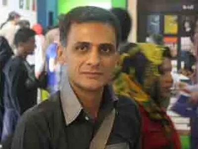 انتقال نمایشگاه کتاب به شهرآفتاب جلوی ضربه به نمایشگاه را می‌گیرد