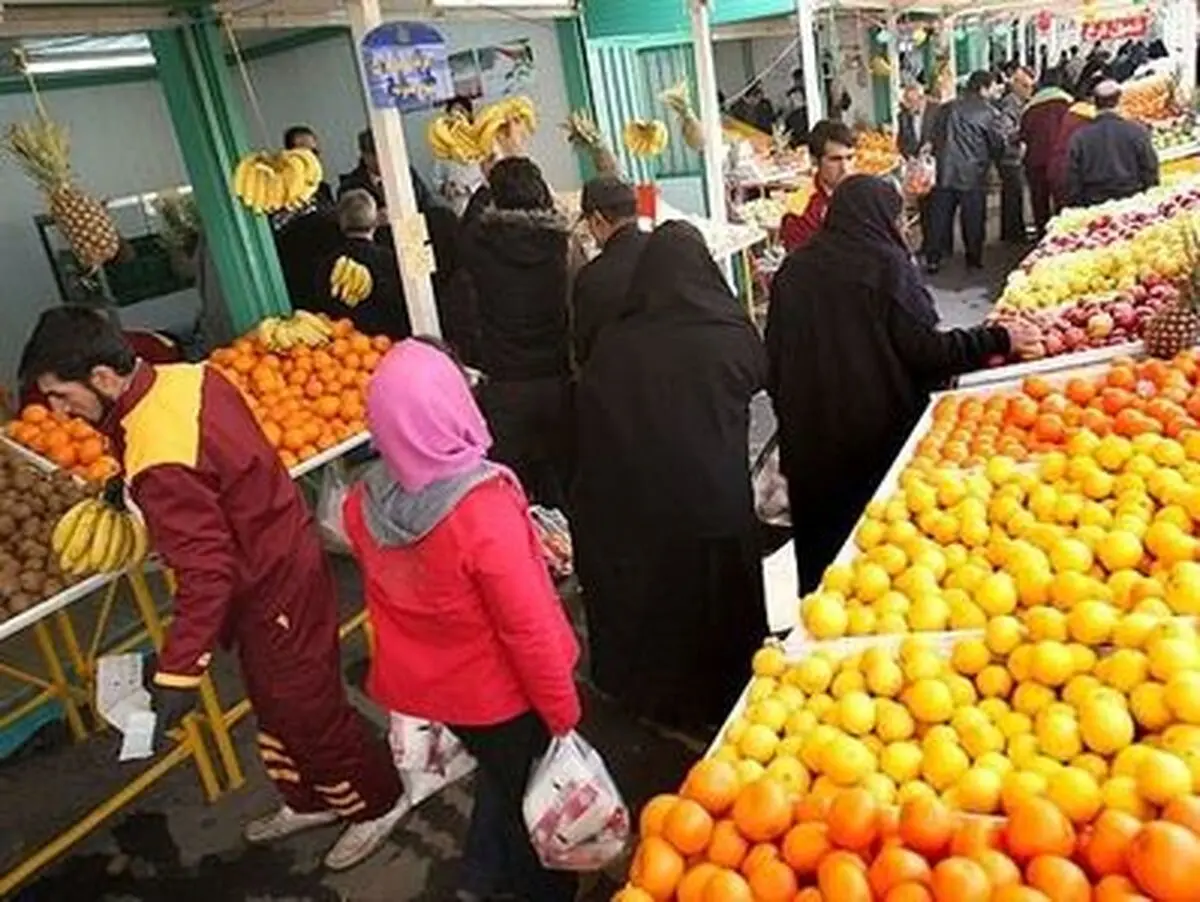 عرضه گسترده میوه شب یلدا با قیمت منصفانه در بازارچه‌های شیراز