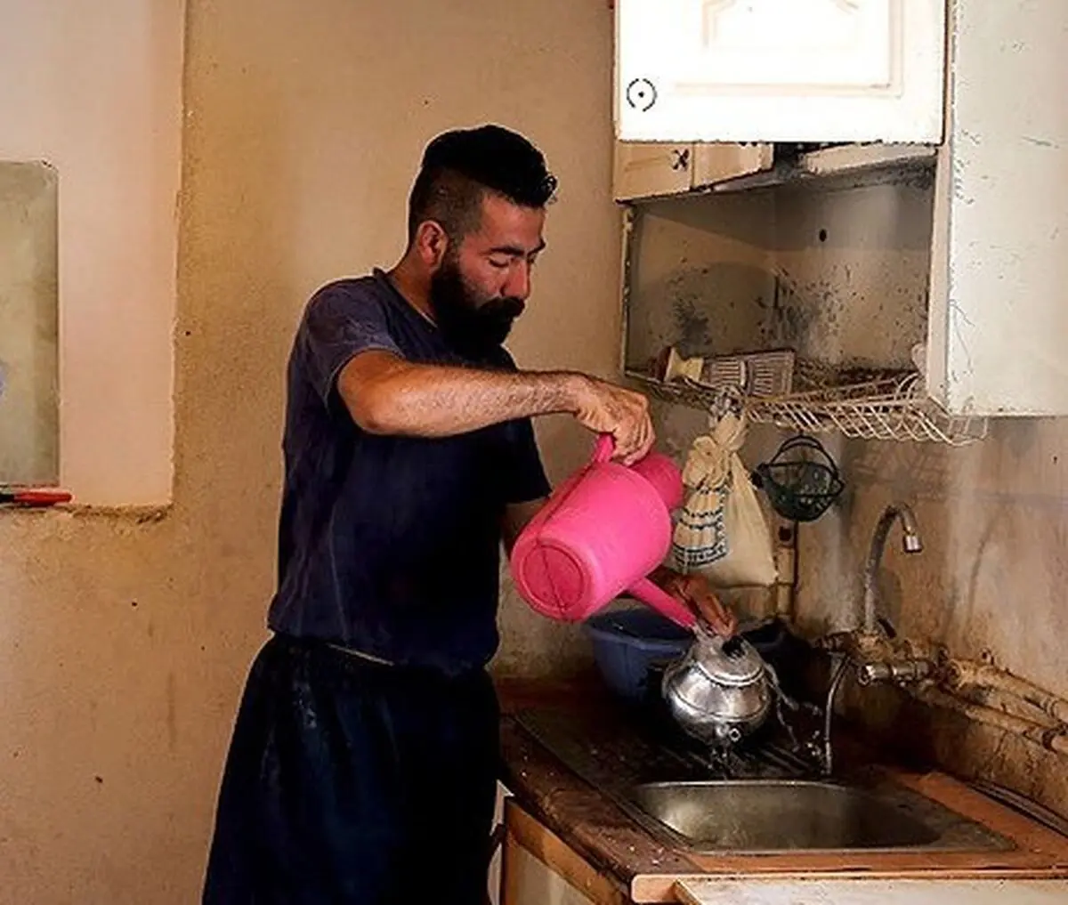 قطعی آب برخی محلات شیراز عادلانه نیست / انتظار طولانی شهروندان مناطق محروم برای اتصال آب  