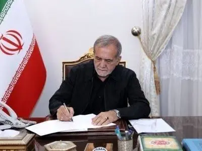 بزشكيان يهنئ الرئيس العراقي الجديد بمناسبة انتخابه