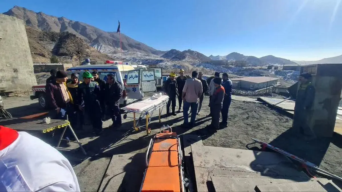 مصدومیت ۶ نفر در ریزش معدن بافق؛ ۲ نفر به مراکز درمانی منتقل شده‌اند