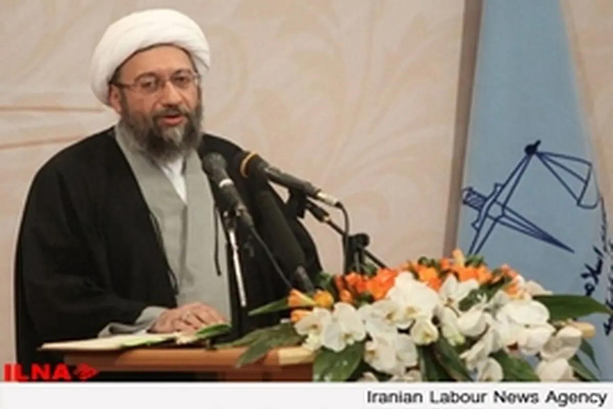 فشار غربی‌ها درباره حقوق بشر کاملاً سیاسی است
