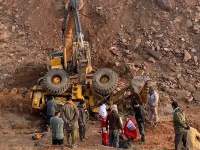 مرگ راننده لودر در معدن سنگ روستای کروس بالا 