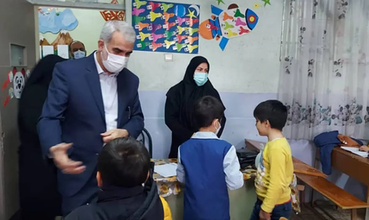 بازدید سرزده وزیر آموزش و پرورش از مدرسه‌ای در منطقه ۷ شهر تهران