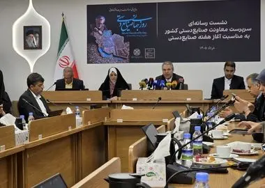 بیش از ۶۲۳ هزار شاغل در صنایع دستی کشور/ پرداخت ۲.۳ همت تسهیلات به هنرمندان و فعالان بوم‌گردی