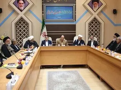 اعضای هیات‌اجرایی انتخابات‌ خبرگان در استان‌قم انتخاب شدند 