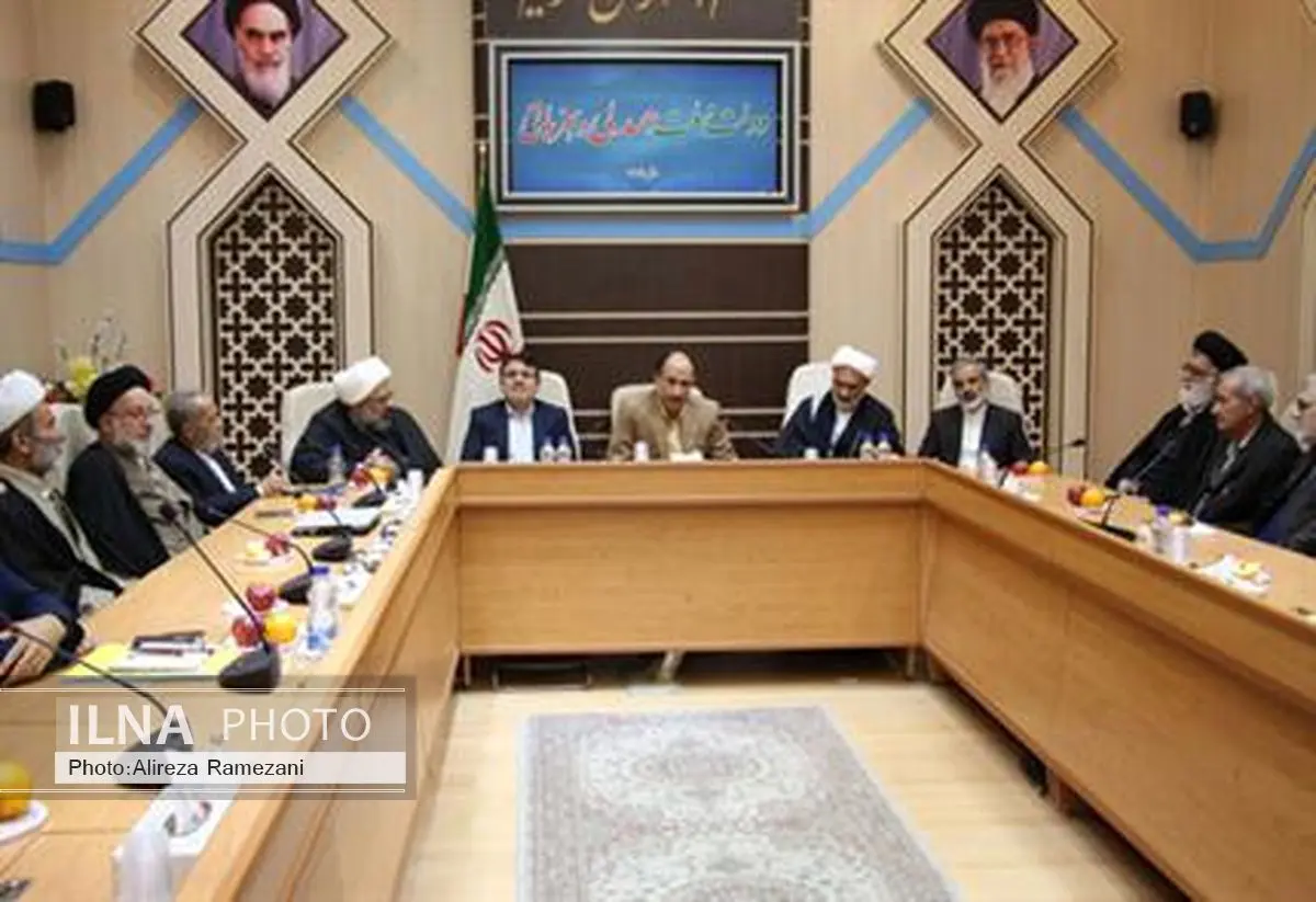 اعضای هیات‌اجرایی انتخابات‌ خبرگان در استان‌قم انتخاب شدند 