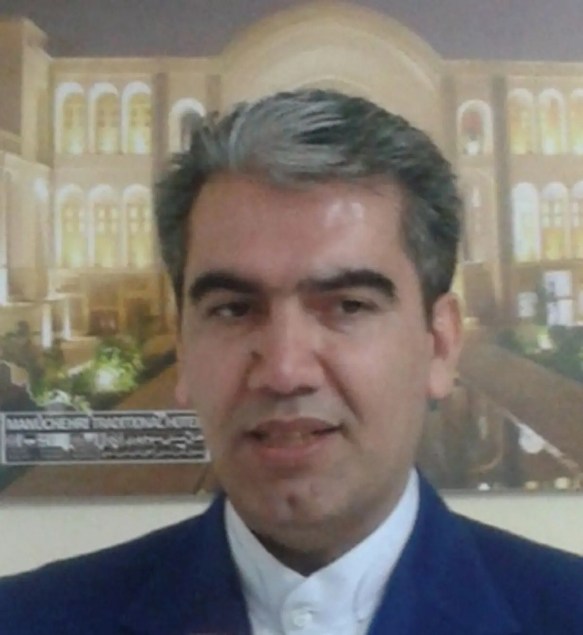 نبود مراکز آموزشی، بزرگترین تهدید در بخش نساجی کاشان است