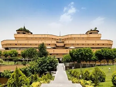 اهدای دو هزار سند از خاندان سرلکِ بختیاری به آرشیو ملی ایران