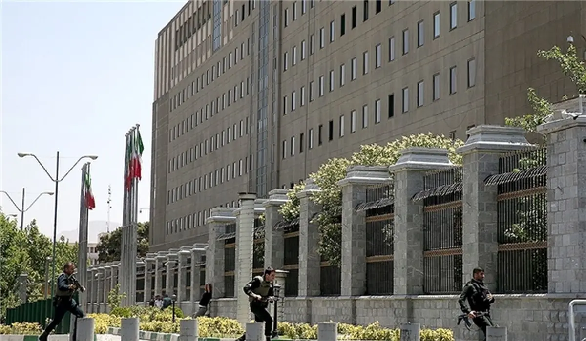 مرگ  آموزش‌یار نهضت سوادآموزی در حادثه تروریستی مجلس