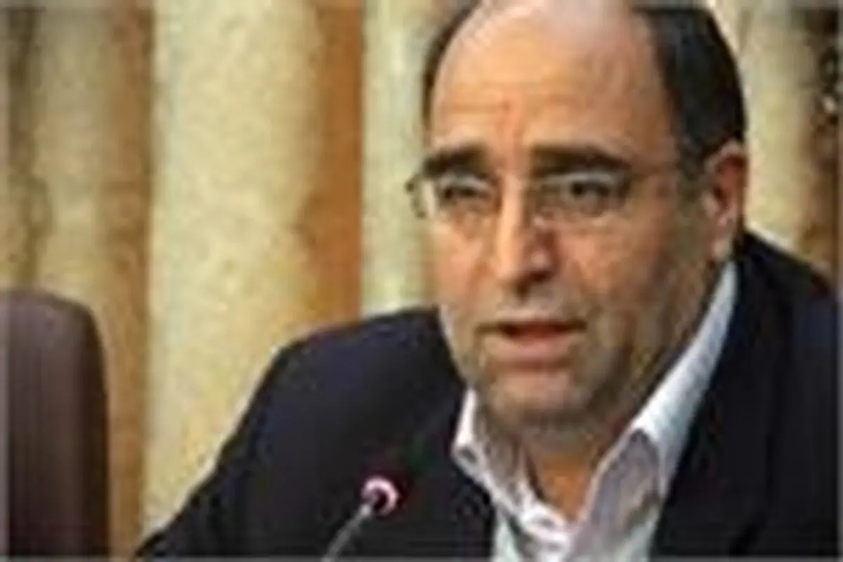 کارگران نقش بی‌بدیلی در سازندگی، پیشرفت و شکوفایی کشور دارند
