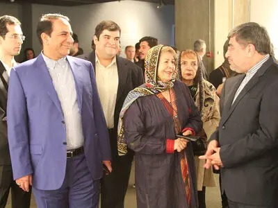 نمایش منتخبی از آثار «فریده لاشایی»