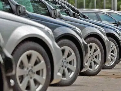 قیمت خودرو‌های ایران خودرو امروز جمعه ۸ اسفند ۱۴۰۴ + جدول