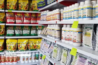 اخذ نشان استاندارد اجباری برای 2 شرکت تولیدکننده سموم