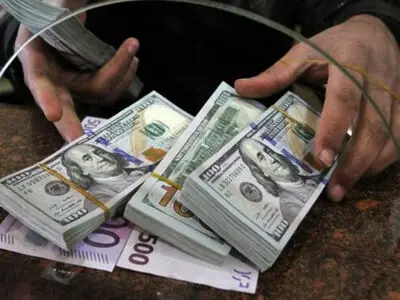 اقتصادسیاسی توافق و رقابت بر سر منابع مشترک انرژی