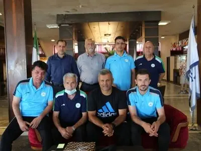 اشجاری در اردوی ذوب آهنی ها